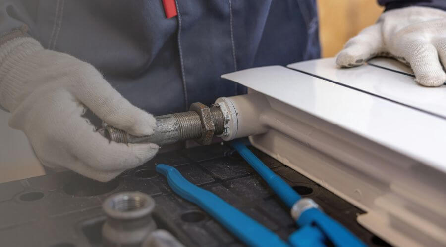 Expert burst pipe repair services in Farmington, PA